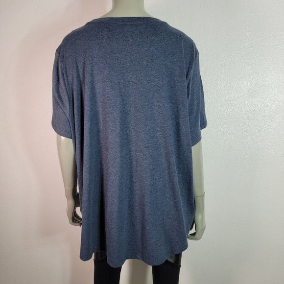 Maurices USA Graphic‎ Tee Plus Size 2X 3X Soft Comfortable Short Sleeve Blue NWT - Picture 3 of 5